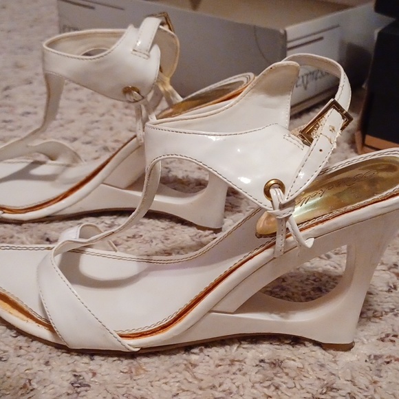White dress shoes - Picture 2 of 6
